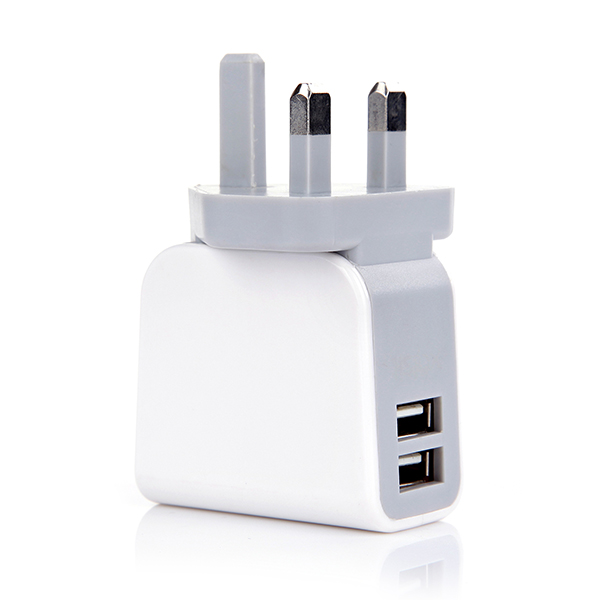 英規(guī)、美規(guī)、歐規(guī)3.1A雙USB充電器-ST30