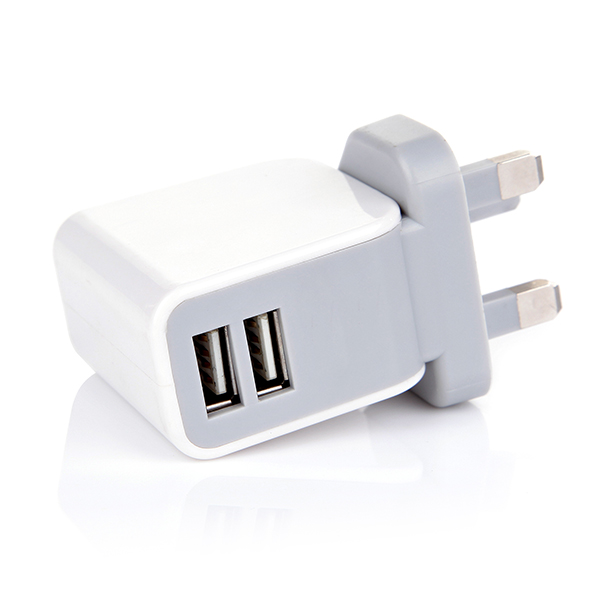 英規(guī)、美規(guī)、歐規(guī)3.1A雙USB充電器-ST30