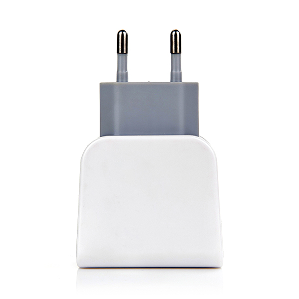 英規(guī)、美規(guī)、歐規(guī)3.1A雙USB充電器-ST30